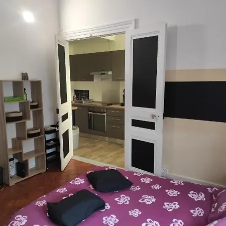 Maison Julius Aeroport 2 A 4 Personnes Apartament