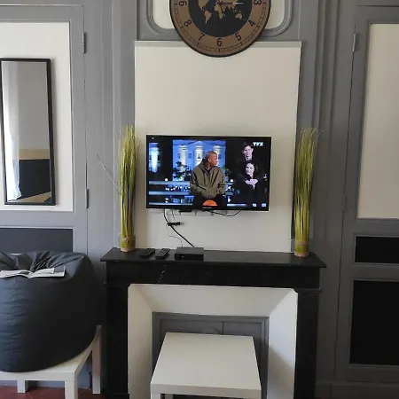 Maison Julius Aeroport 2 A 4 Personnes Apartament *